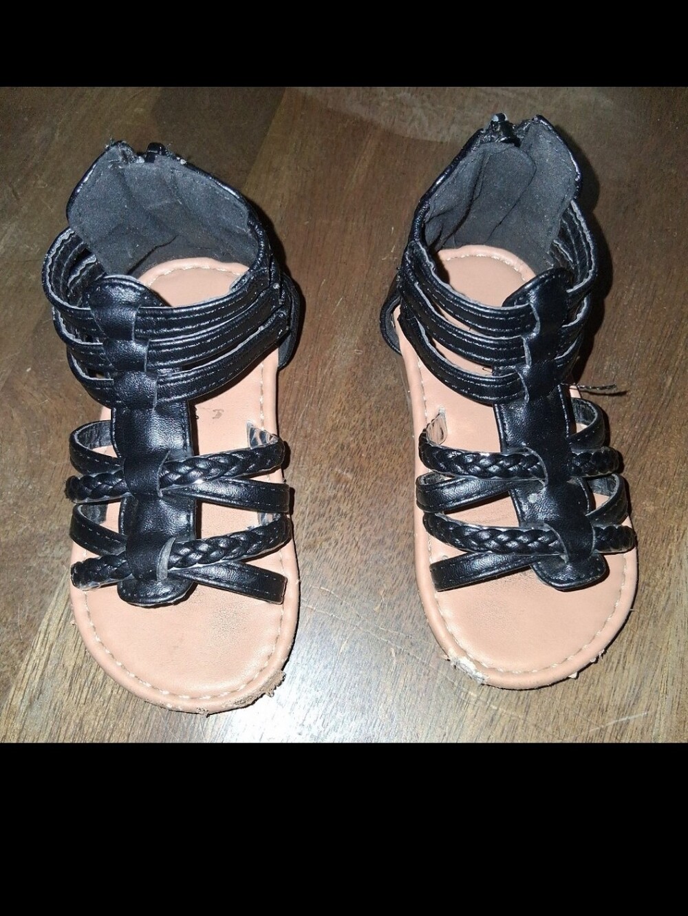 Chatties Sandles